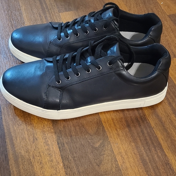 Propet Black and White Men's Sneakers SIZE 15 4E - Picture 4 of 11